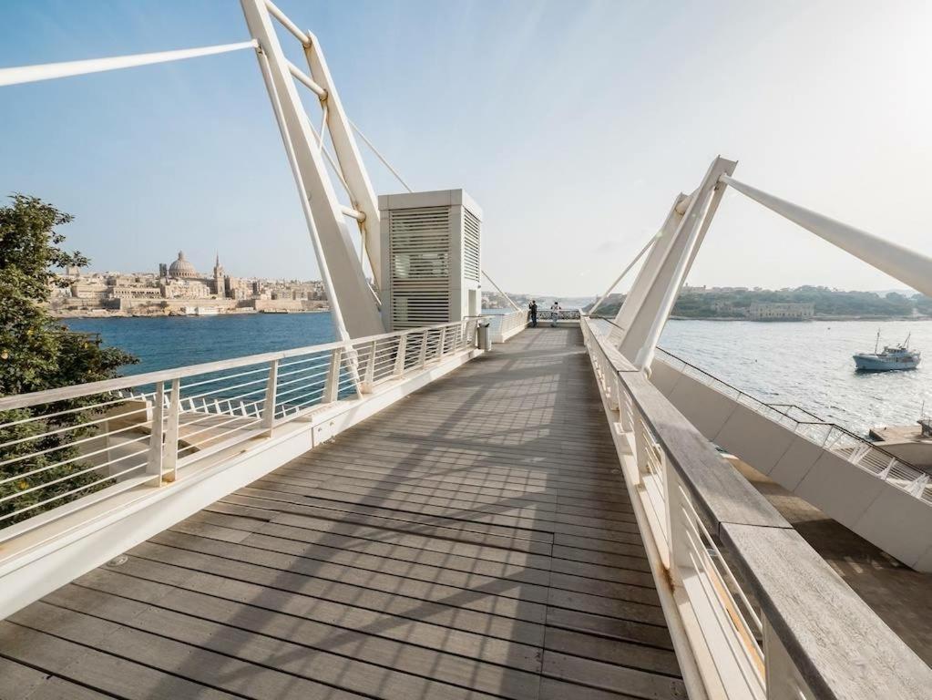 Appartement Contemporary 3Br Retreat In Prime Sliema Extérieur photo